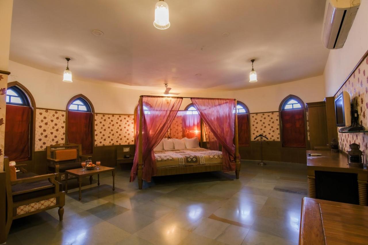 Heritage Khirasara Palace Rajkot Exterior photo