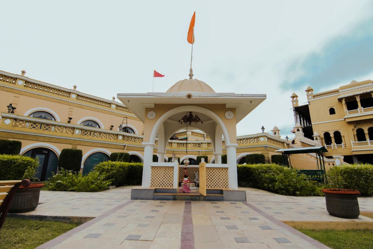 Heritage Khirasara Palace Rajkot Exterior photo