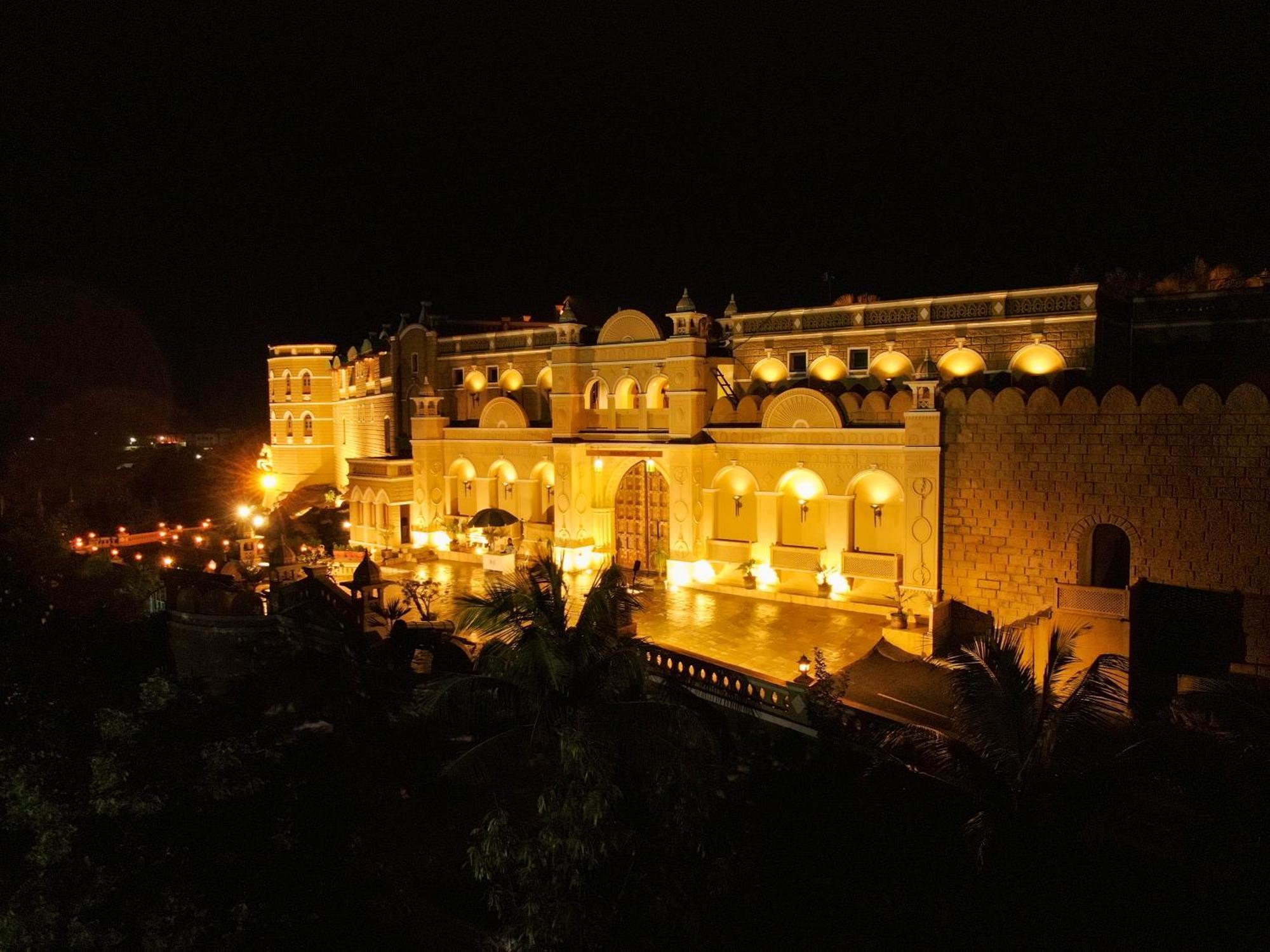 Heritage Khirasara Palace Rajkot Exterior photo